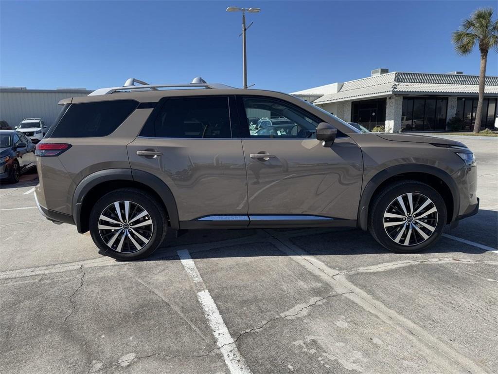 new 2025 Nissan Pathfinder car, priced at $48,555