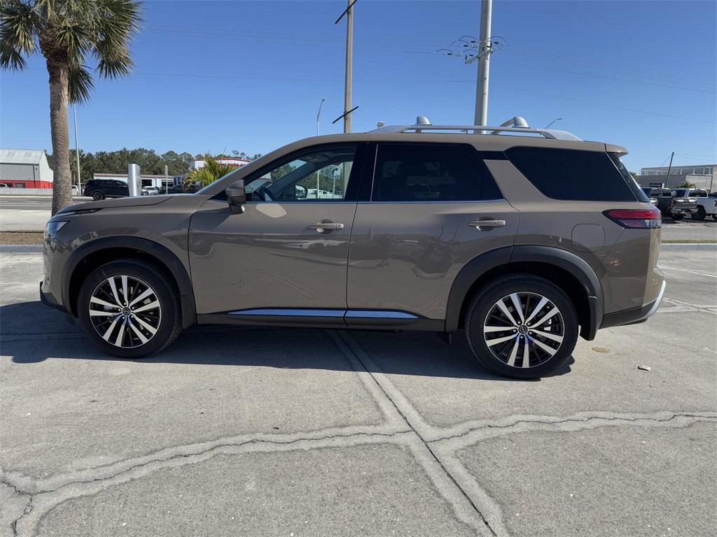 new 2025 Nissan Pathfinder car, priced at $48,555