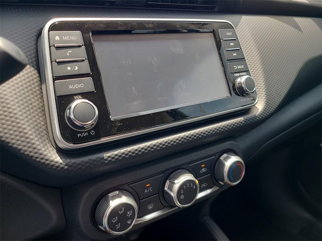 new 2025 Nissan Kicks Play car, priced at $23,850