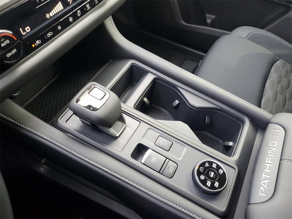 new 2025 Nissan Pathfinder car, priced at $36,298