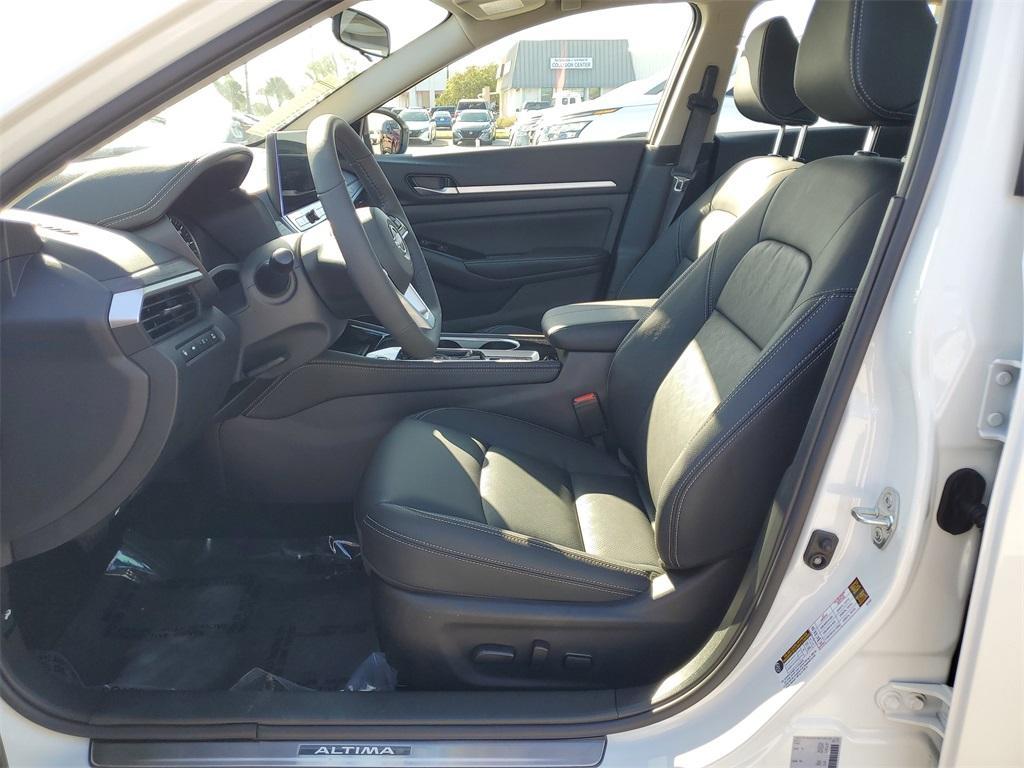 new 2025 Nissan Altima car, priced at $32,818