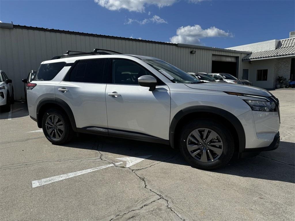 new 2024 Nissan Pathfinder car, priced at $35,500