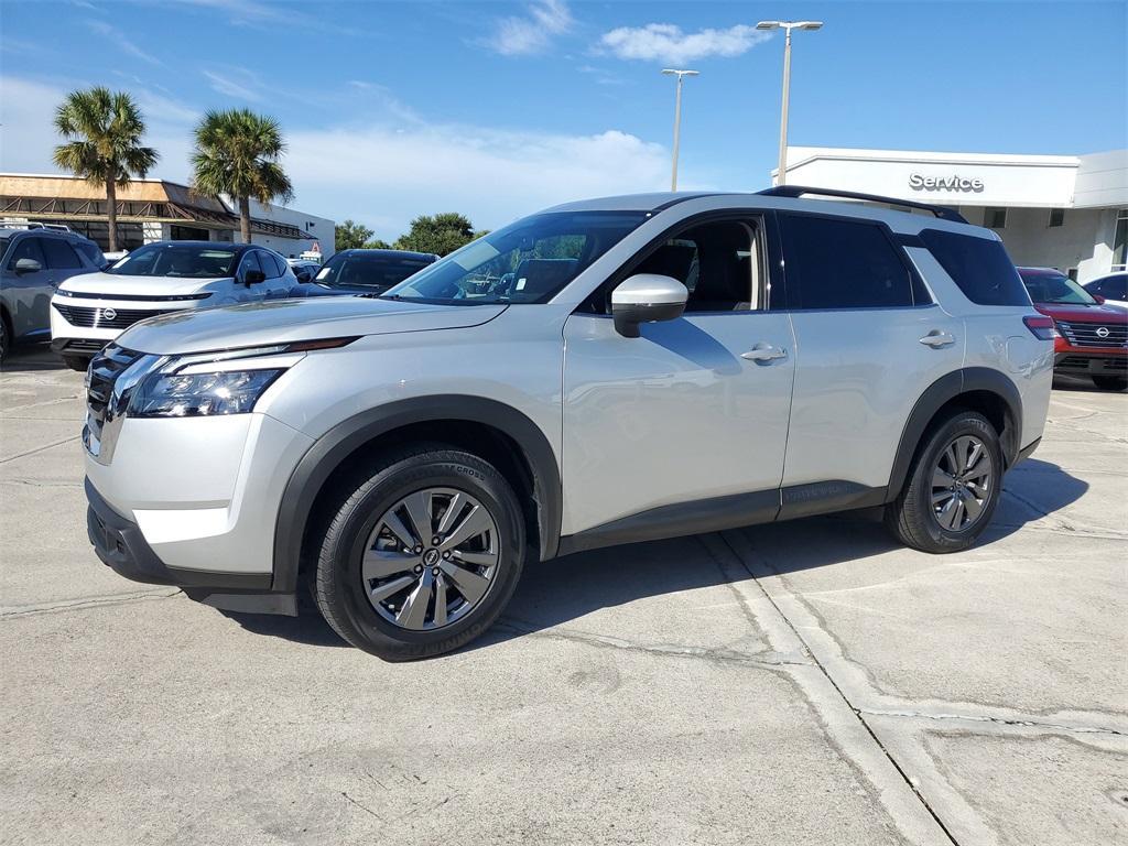 used 2025 Nissan Pathfinder car, priced at $34,991