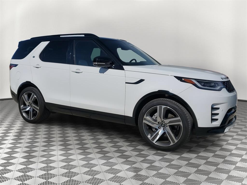 used 2024 Land Rover Discovery car, priced at $50,991