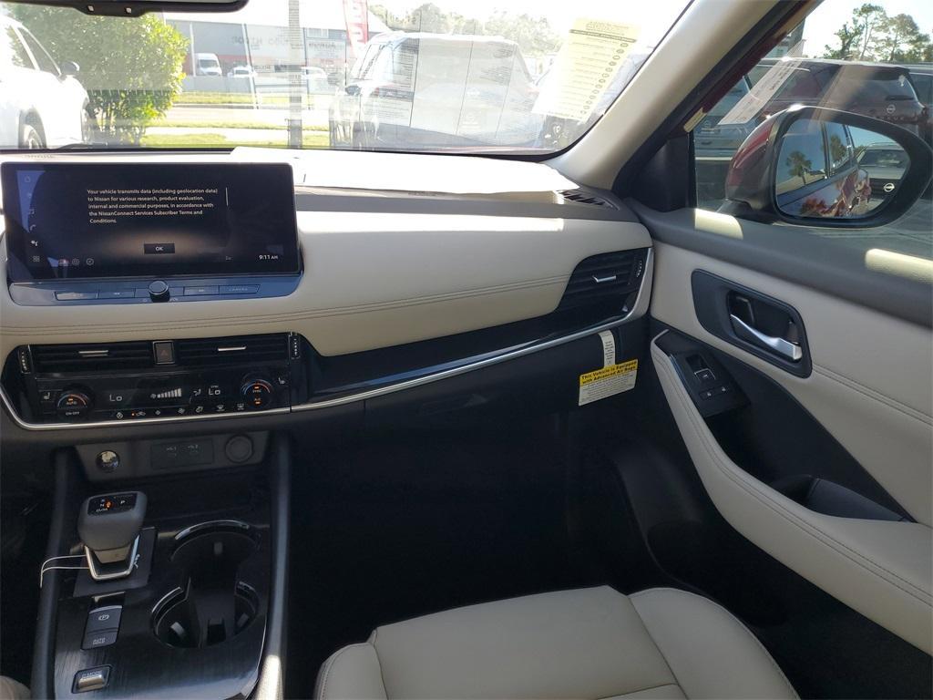 new 2025 Nissan Rogue car, priced at $34,285