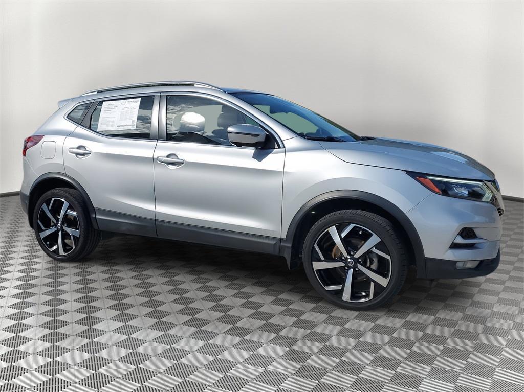 used 2020 Nissan Rogue Sport car, priced at $20,991