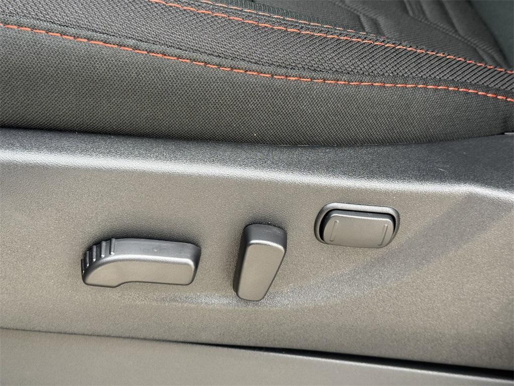 new 2025 Nissan Frontier car, priced at $41,911