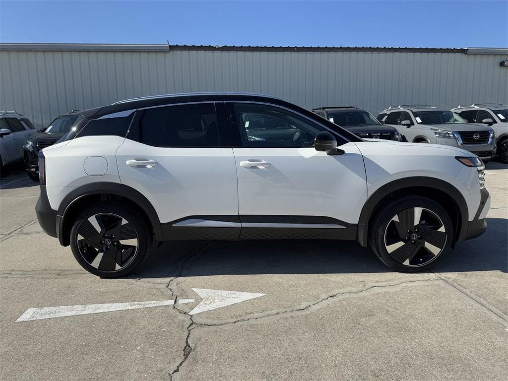 new 2025 Nissan Kicks car, priced at $27,555