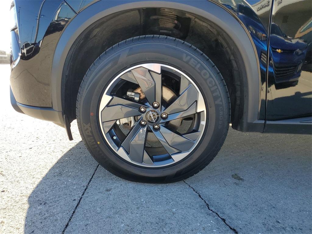 used 2025 Nissan Rogue car, priced at $21,513