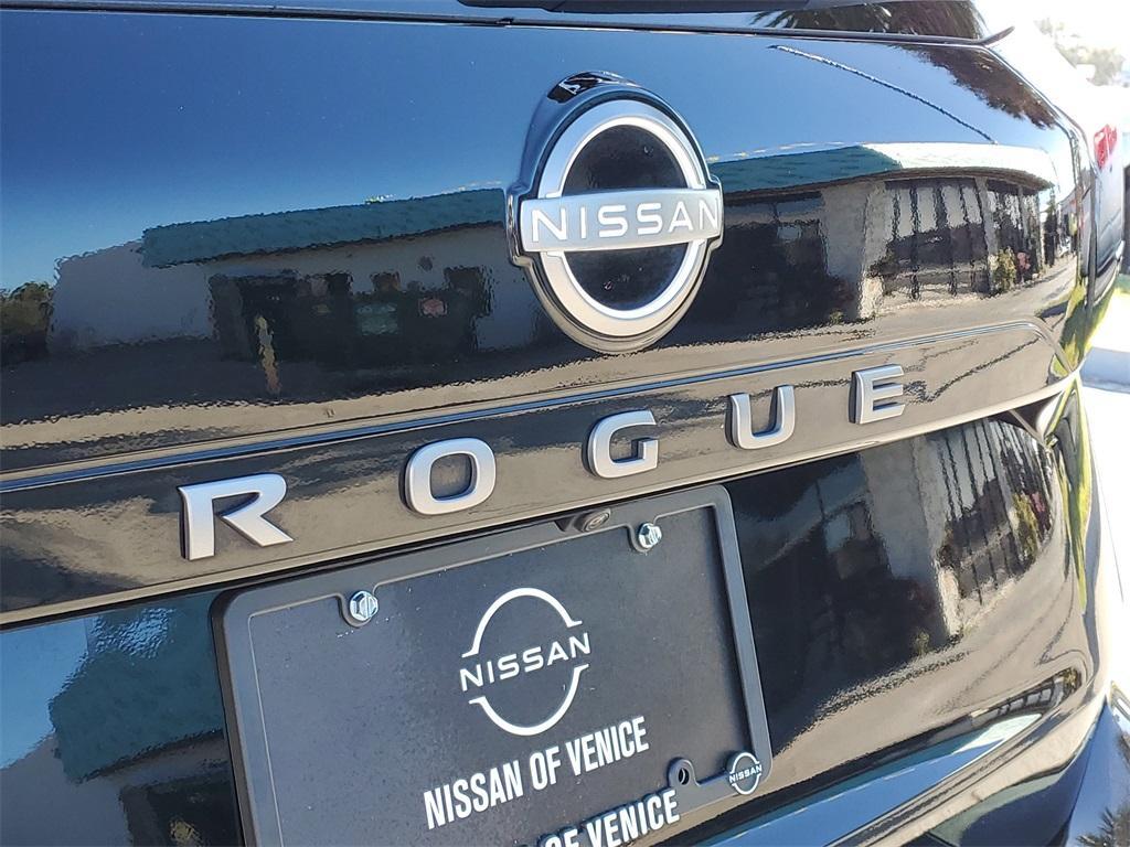 used 2025 Nissan Rogue car, priced at $21,513
