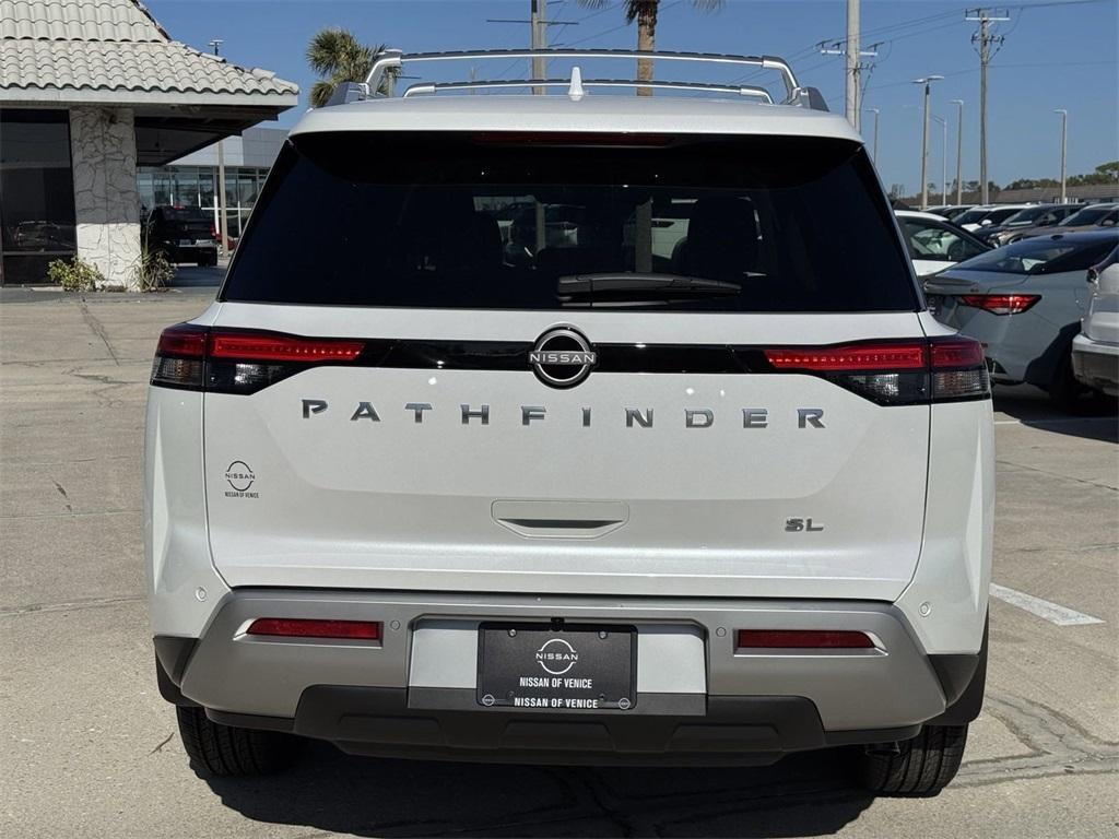 new 2025 Nissan Pathfinder car, priced at $39,999