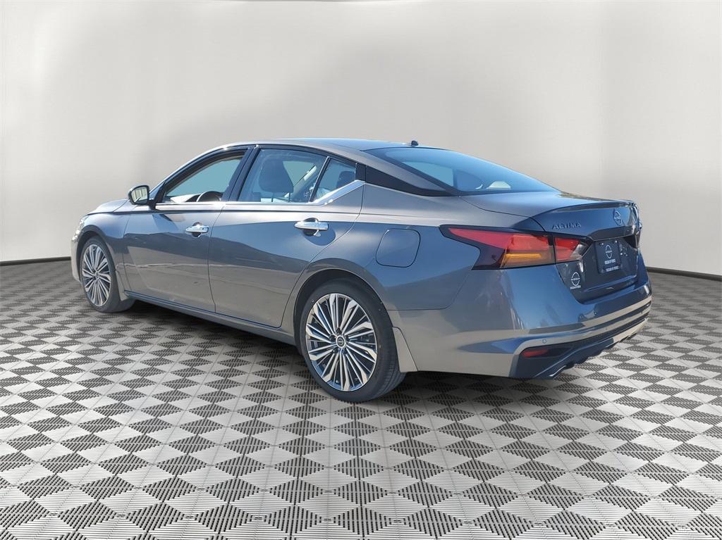 new 2025 Nissan Altima car, priced at $30,935