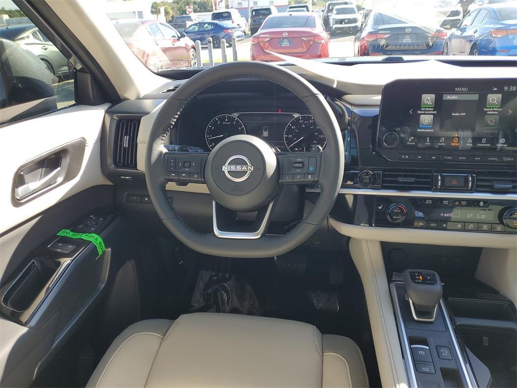 new 2025 Nissan Pathfinder car, priced at $35,626