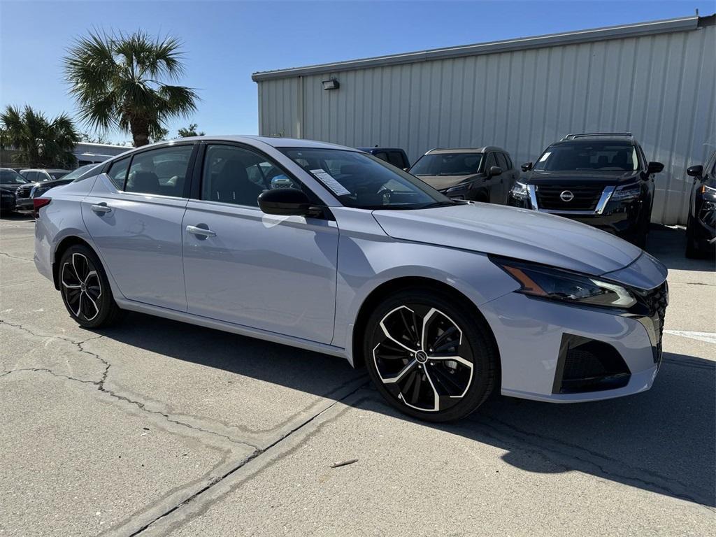 new 2025 Nissan Altima car, priced at $29,560