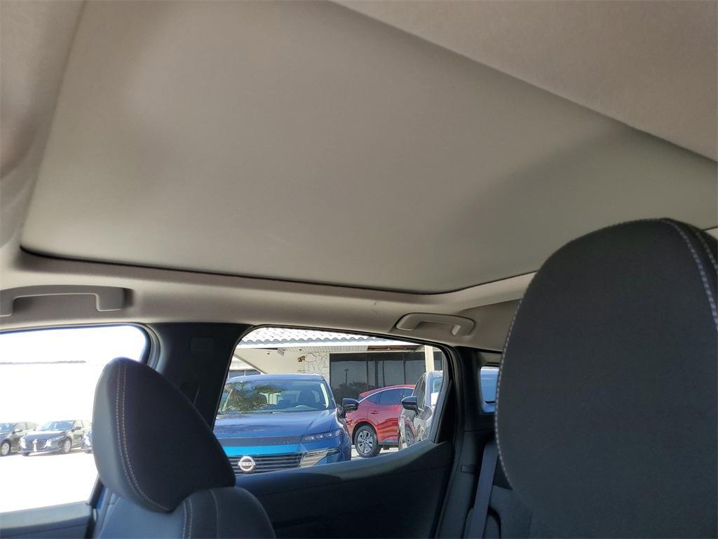 new 2025 Nissan Kicks car, priced at $25,250