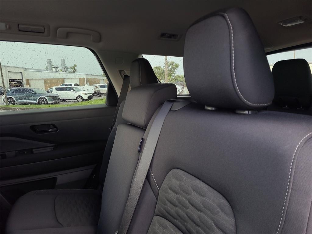 new 2025 Nissan Pathfinder car