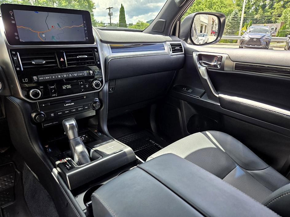 used 2023 Lexus GX 460 car, priced at $65,766