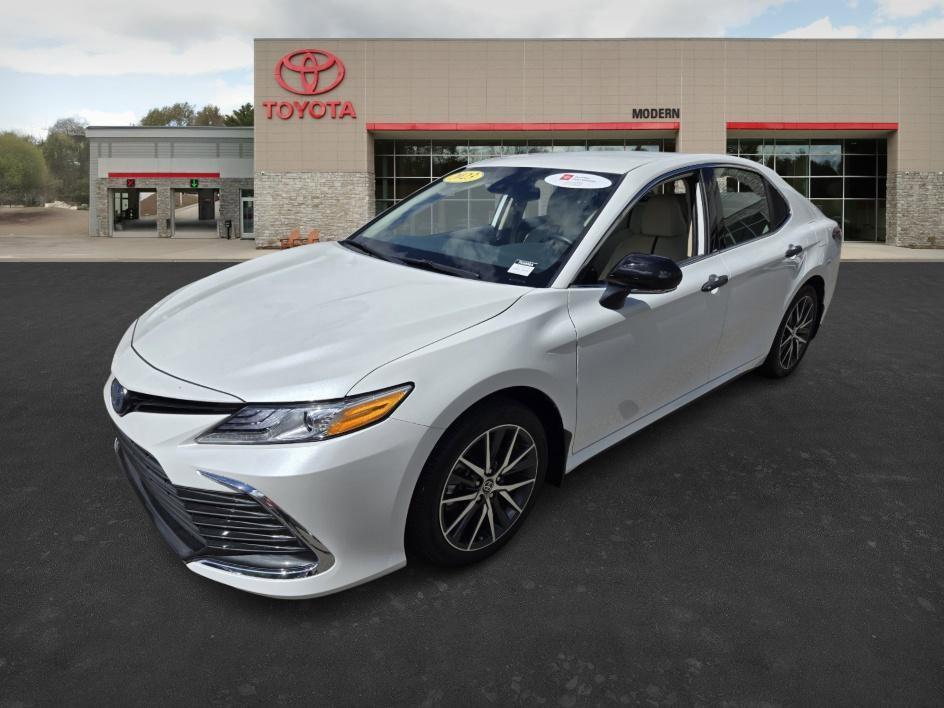 used 2023 Toyota Camry Hybrid car, priced at $30,891