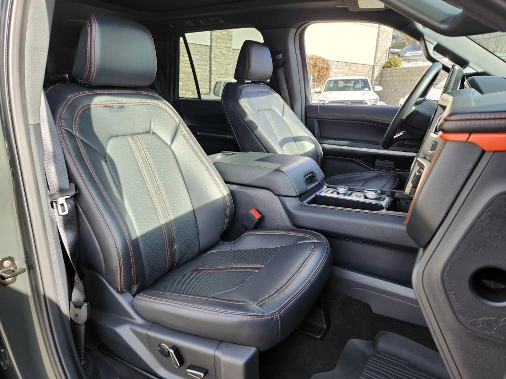 used 2023 Ford Expedition car, priced at $63,966