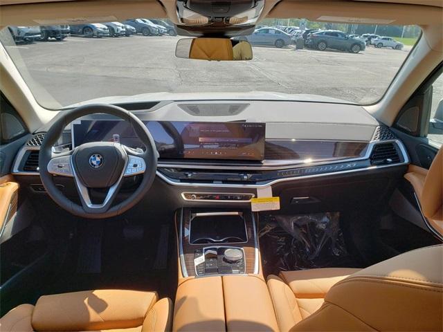 new 2026 BMW X7 car, priced at $91,135