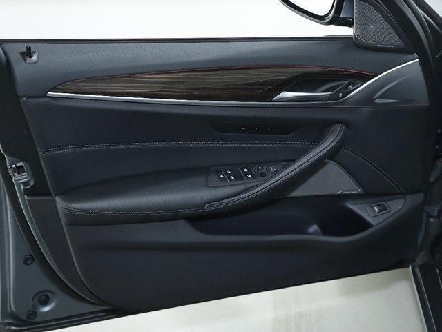 used 2022 BMW 540 car, priced at $41,153