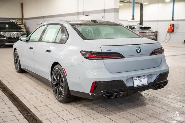 new 2024 BMW 760 car, priced at $135,720