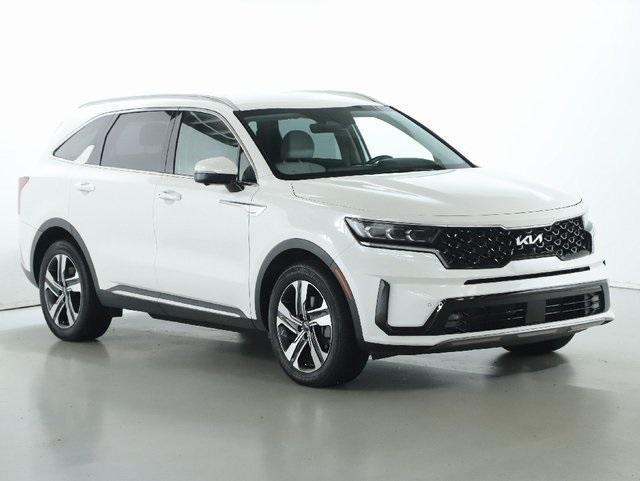 used 2023 Kia Sorento Hybrid car, priced at $31,425