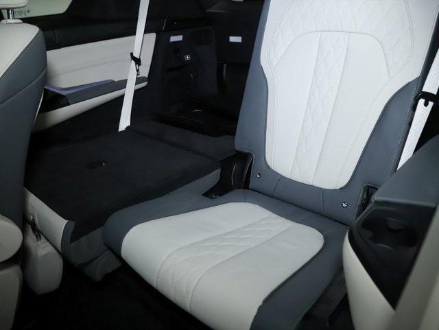 used 2025 BMW X7 car, priced at $91,667