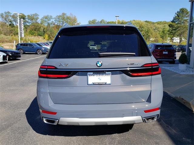 new 2026 BMW X7 car, priced at $93,365
