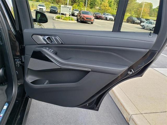 new 2026 BMW X7 car