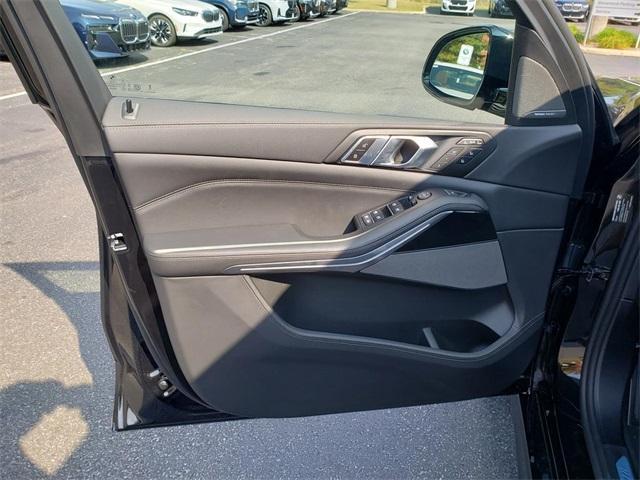 new 2026 BMW X7 car