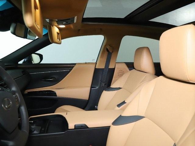 used 2025 Lexus ES 350 car, priced at $42,922