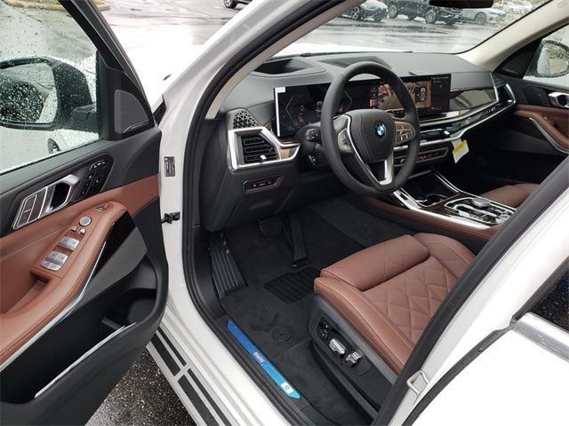new 2026 BMW X7 car, priced at $90,315
