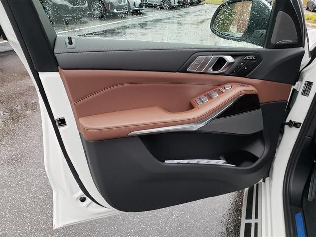 new 2026 BMW X7 car, priced at $90,315