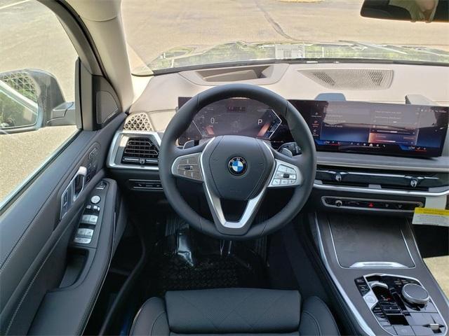 new 2026 BMW X7 car, priced at $97,785