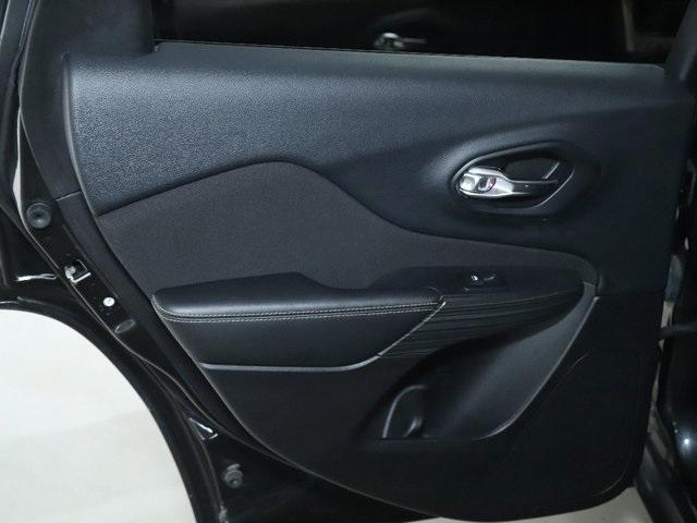 used 2016 Jeep Cherokee car, priced at $13,127