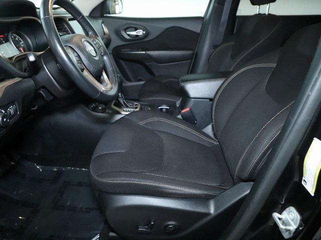 used 2016 Jeep Cherokee car, priced at $13,127