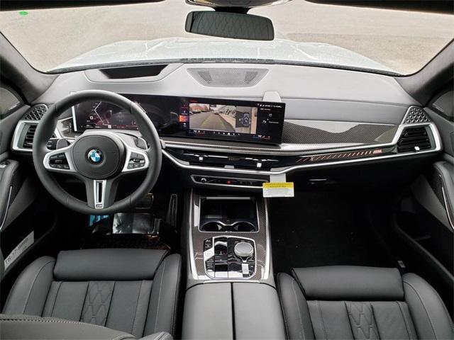 new 2025 BMW X7 car, priced at $117,285