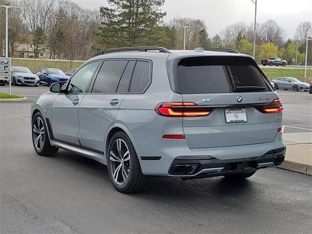 new 2025 BMW X7 car, priced at $117,285