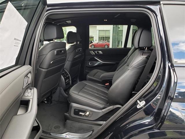 new 2026 BMW X7 car
