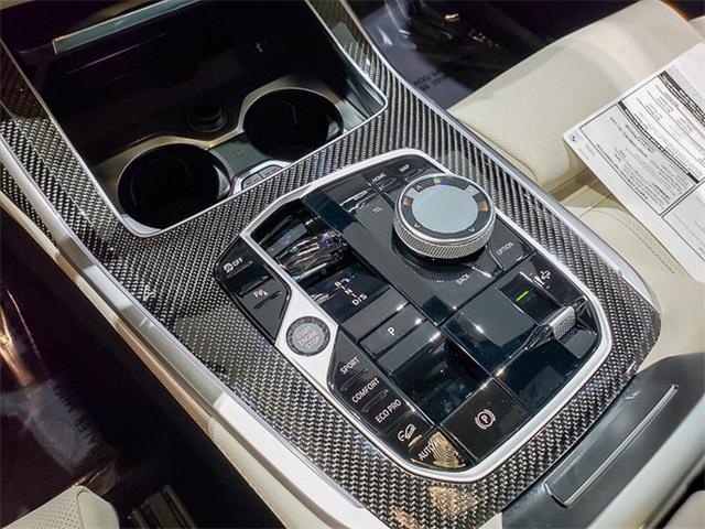 new 2026 BMW X7 car