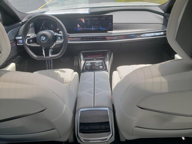 new 2024 BMW 760 car, priced at $136,420