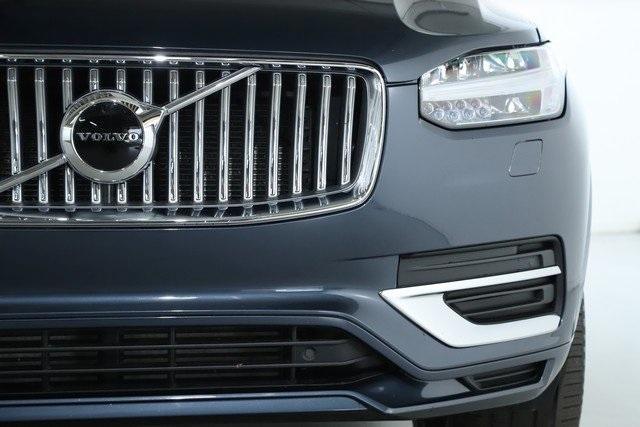 used 2022 Volvo XC90 Recharge Plug-In Hybrid car, priced at $46,000