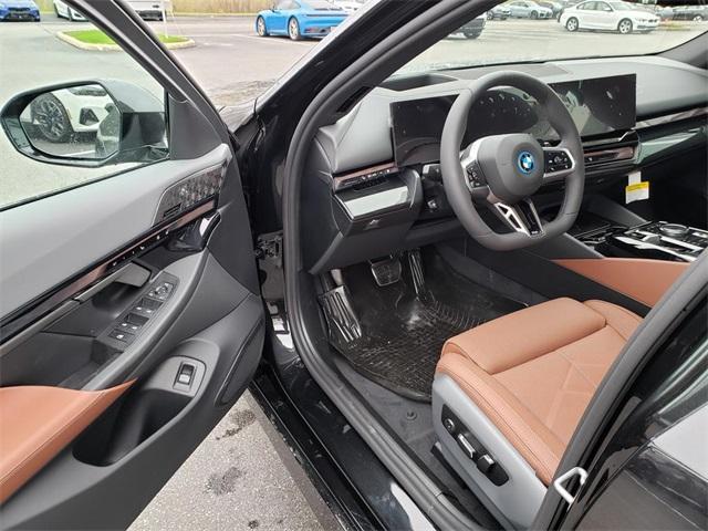 new 2025 BMW 550e car, priced at $84,455