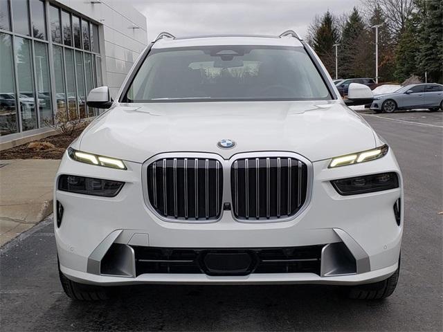 new 2025 BMW X7 car, priced at $89,650