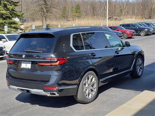 new 2025 BMW X7 car, priced at $89,800