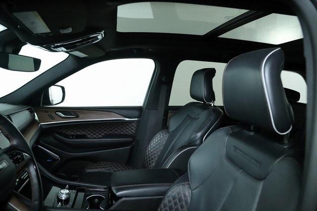 used 2022 Jeep Grand Cherokee car, priced at $44,699