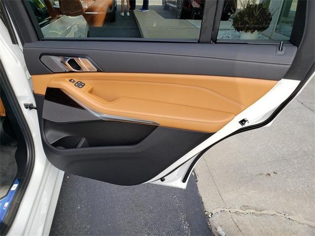 new 2026 BMW X7 car, priced at $96,985