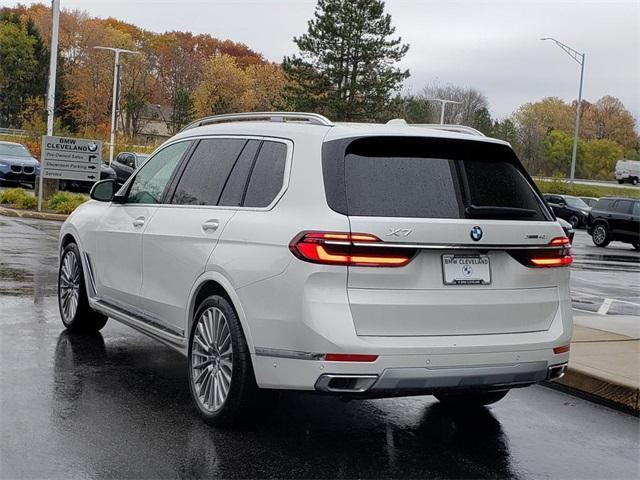 new 2026 BMW X7 car, priced at $94,065