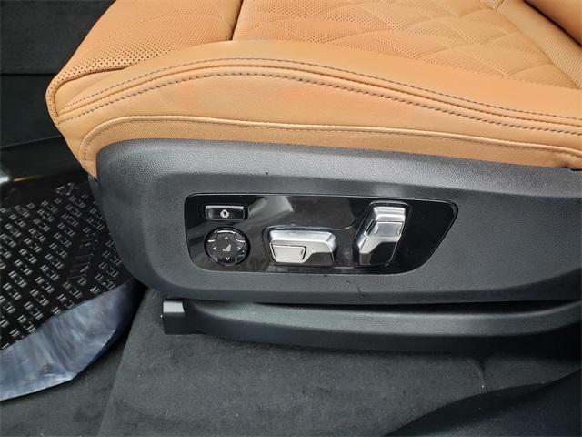 new 2026 BMW X7 car, priced at $94,065